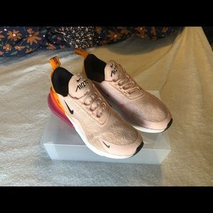 Washed Coral Nike Air Max 270s